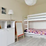 Family House, 150m From The Beach, 2 Parking Lots! Blankenberge