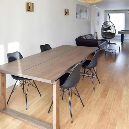 Дом отдыха Family House, 150m From The Beach, 2 Parking Lots! *