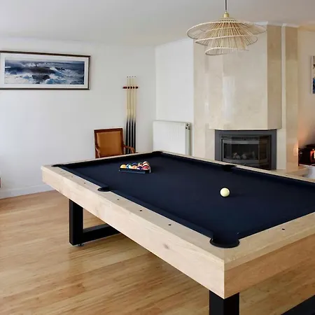 Family House, 150m From The Beach, 2 Parking Lots! *
